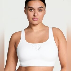 Victoria’s Secret Featherweight Max™ Sports High Impact Bra White 42C NWT
